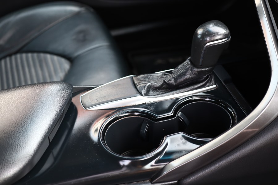 2018 Toyota Camry SE Auto (Natl), available for sale in Jamaica, New York | Hillside Auto Mall Inc.. Jamaica, New York 2018 Toyota Camry SE Auto (Natl), available for sale in Jamaica, New York | Hillside Auto Mall Inc.. Jamaica, New York