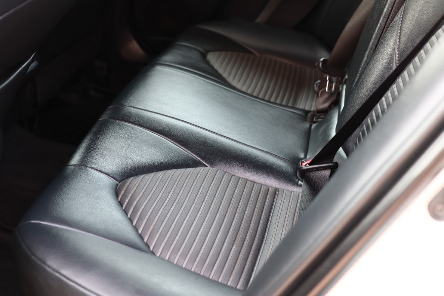 2018 Toyota Camry SE Auto (Natl), available for sale in Jamaica, New York | Hillside Auto Mall Inc.. Jamaica, New York 2018 Toyota Camry SE Auto (Natl), available for sale in Jamaica, New York | Hillside Auto Mall Inc.. Jamaica, New York