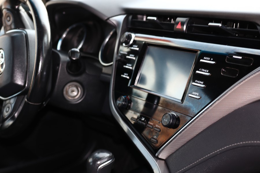 2018 Toyota Camry SE Auto (Natl), available for sale in Jamaica, New York | Hillside Auto Mall Inc.. Jamaica, New York 2018 Toyota Camry SE Auto (Natl), available for sale in Jamaica, New York | Hillside Auto Mall Inc.. Jamaica, New York