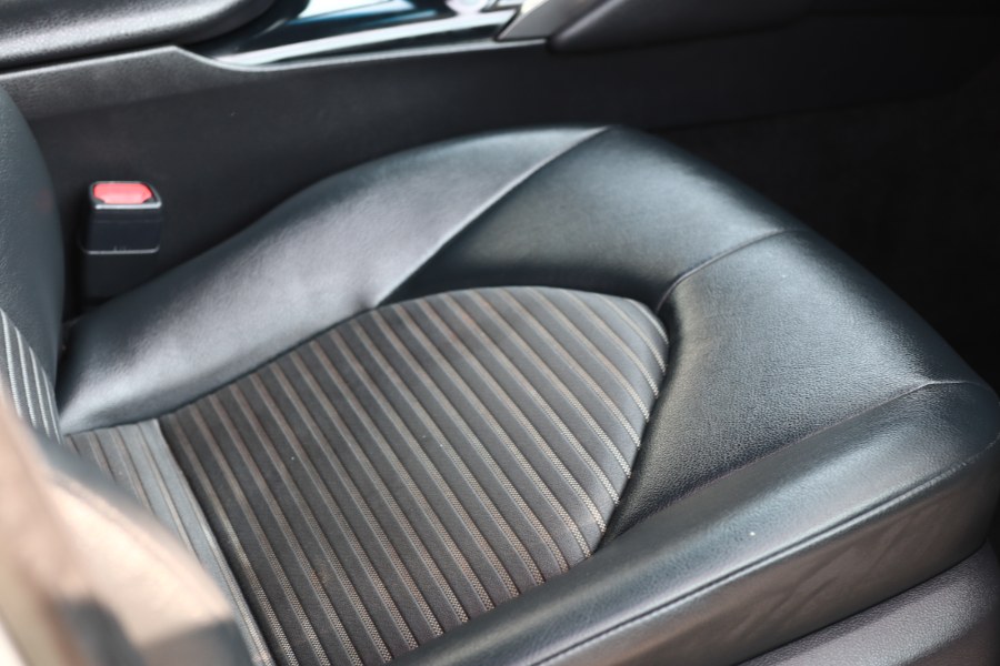 2018 Toyota Camry SE Auto (Natl), available for sale in Jamaica, New York | Hillside Auto Mall Inc.. Jamaica, New York 2018 Toyota Camry SE Auto (Natl), available for sale in Jamaica, New York | Hillside Auto Mall Inc.. Jamaica, New York