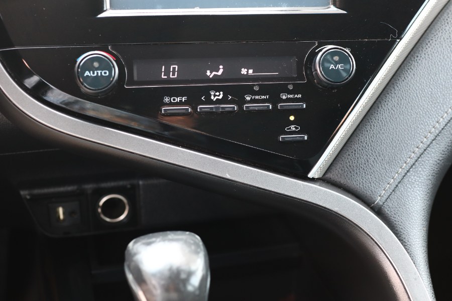 2018 Toyota Camry SE Auto (Natl), available for sale in Jamaica, New York | Hillside Auto Mall Inc.. Jamaica, New York 2018 Toyota Camry SE Auto (Natl), available for sale in Jamaica, New York | Hillside Auto Mall Inc.. Jamaica, New York