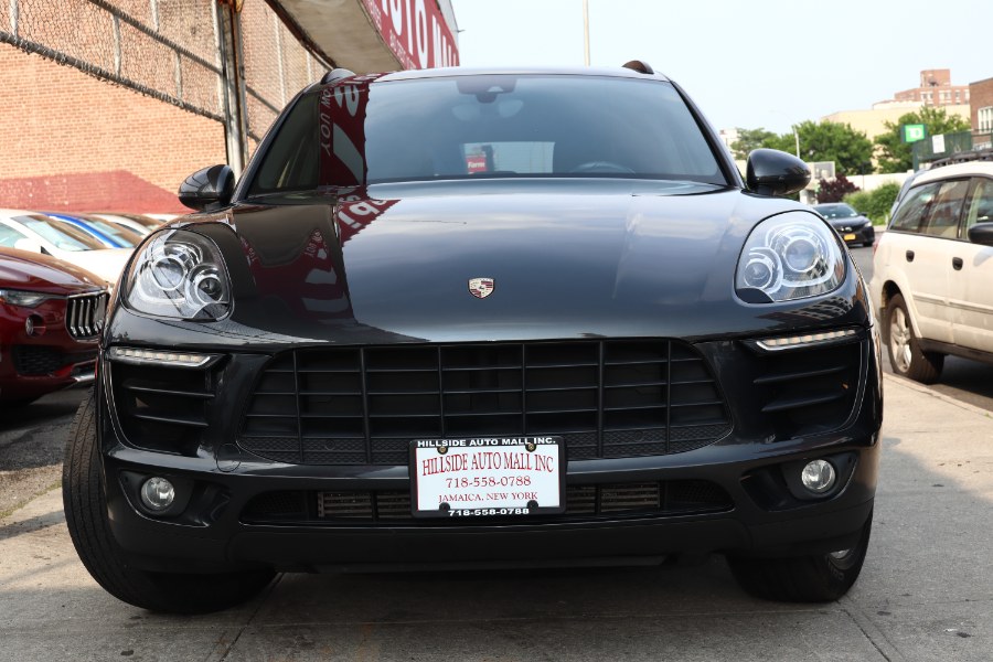 2018 Porsche Macan photo 3