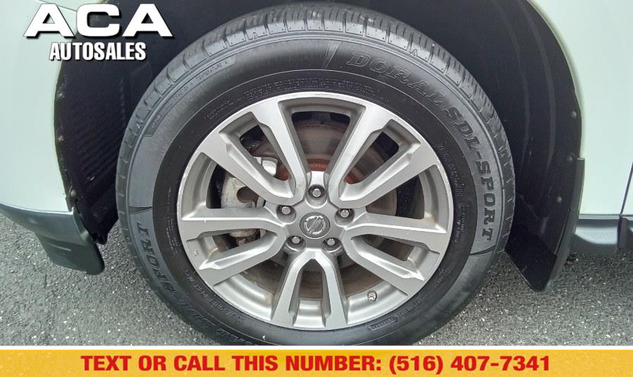 2013 Nissan Pathfinder 4WD 4dr SV, available for sale in Lynbrook, New York | ACA Auto Sales. Lynbrook, New York 2013 Nissan Pathfinder 4WD 4dr SV, available for sale in Lynbrook, New York | ACA Auto Sales. Lynbrook, New York