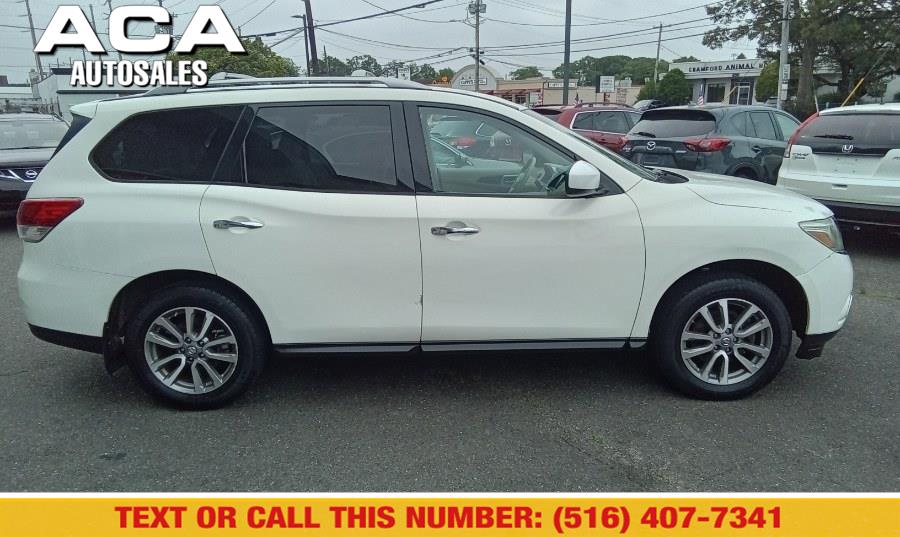 2013 Nissan Pathfinder 4WD 4dr SV, available for sale in Lynbrook, New York | ACA Auto Sales. Lynbrook, New York 2013 Nissan Pathfinder 4WD 4dr SV, available for sale in Lynbrook, New York | ACA Auto Sales. Lynbrook, New York