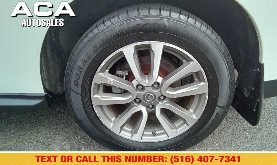 2013 Nissan Pathfinder 4WD 4dr SV, available for sale in Lynbrook, New York | ACA Auto Sales. Lynbrook, New York 2013 Nissan Pathfinder 4WD 4dr SV, available for sale in Lynbrook, New York | ACA Auto Sales. Lynbrook, New York