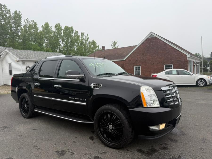 Used 2009 Cadillac Escalade EXT in Southwick, Massachusetts | Country Auto Sales. Southwick, Massachusetts