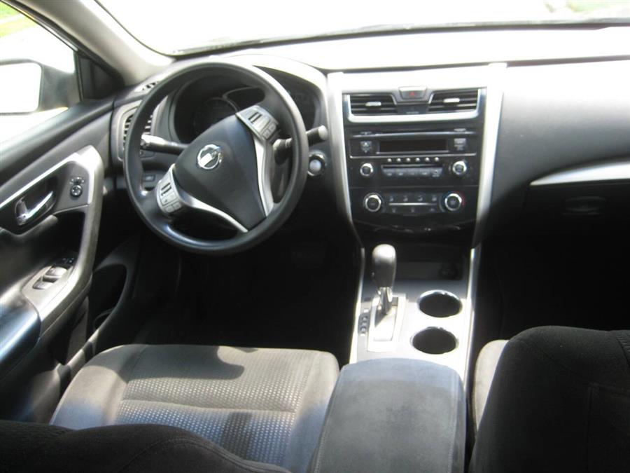 2015 Nissan Altima 2.5 S 4dr Sedan, available for sale in Massapequa, New York | Rite Choice Auto Inc.. Massapequa, New York 2015 Nissan Altima 2.5 S 4dr Sedan, available for sale in Massapequa, New York | Rite Choice Auto Inc.. Massapequa, New York
