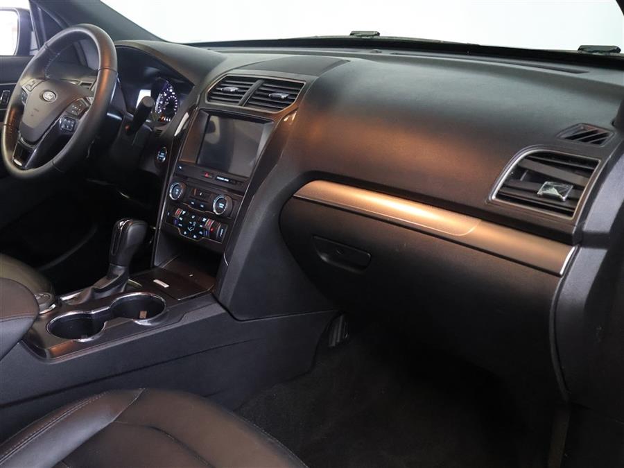 2018 Ford Explorer XLT, available for sale in Paterson, New Jersey | Fast Track Motors. Paterson, New Jersey 2018 Ford Explorer XLT, available for sale in Paterson, New Jersey | Fast Track Motors. Paterson, New Jersey