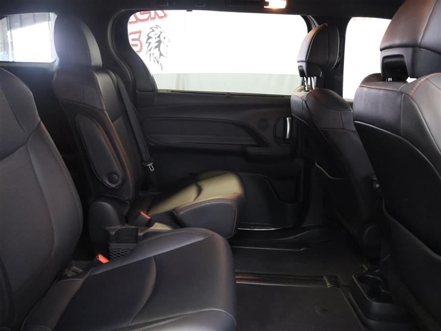 2021 Toyota Sienna XSE HYBRID, available for sale in Paterson, New Jersey | Fast Track Motors. Paterson, New Jersey 2021 Toyota Sienna XSE HYBRID, available for sale in Paterson, New Jersey | Fast Track Motors. Paterson, New Jersey