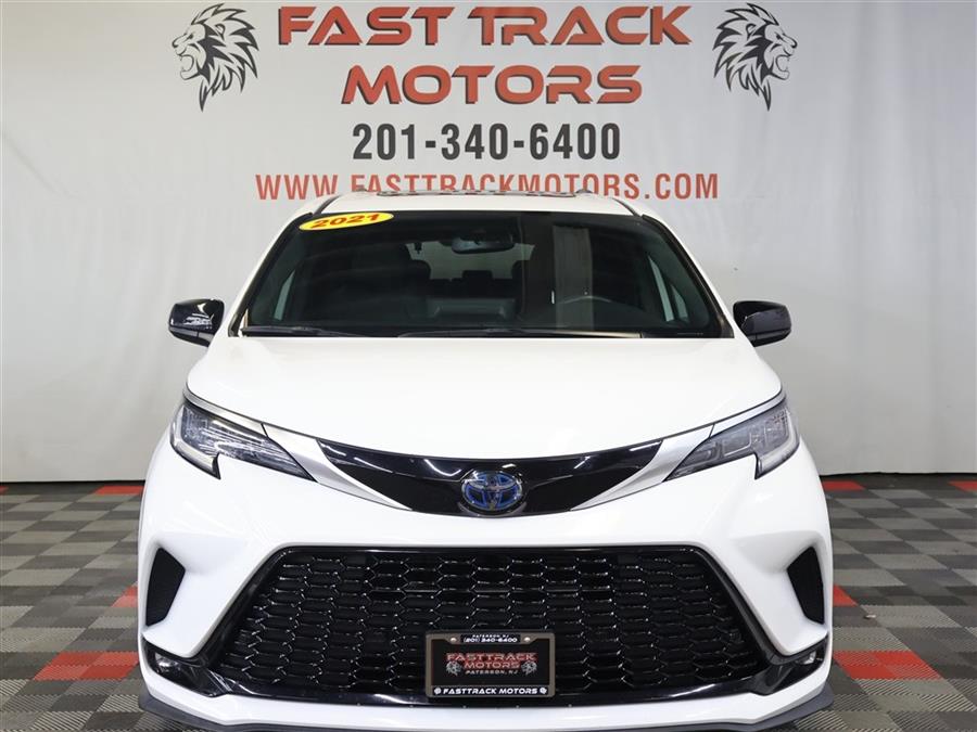 2021 Toyota Sienna XSE HYBRID, available for sale in Paterson, New Jersey | Fast Track Motors. Paterson, New Jersey 2021 Toyota Sienna XSE HYBRID, available for sale in Paterson, New Jersey | Fast Track Motors. Paterson, New Jersey