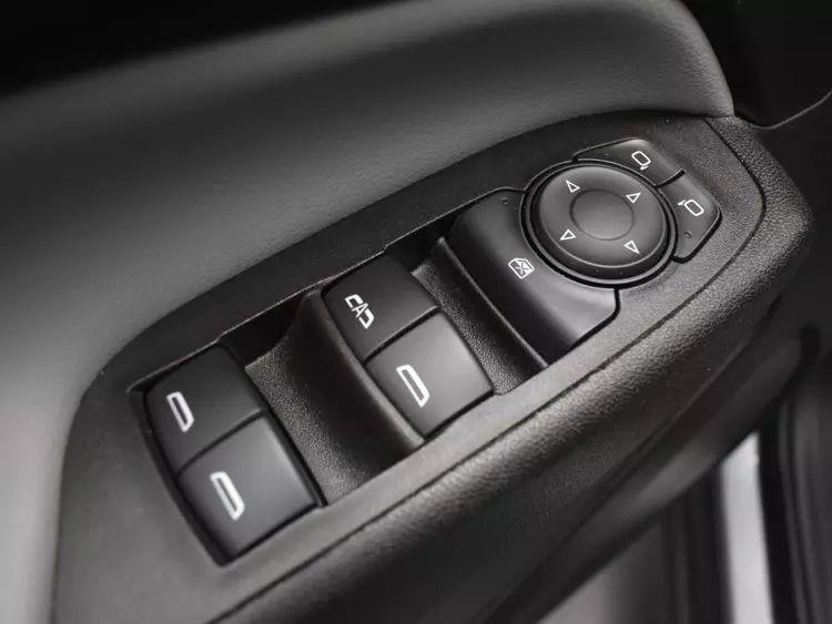 2023 Chevrolet Equinox LT Sport Utility 4D, available for sale in Irvington, New Jersey | NJ Used Cars Center. Irvington, New Jersey 2023 Chevrolet Equinox LT Sport Utility 4D, available for sale in Irvington, New Jersey | NJ Used Cars Center. Irvington, New Jersey