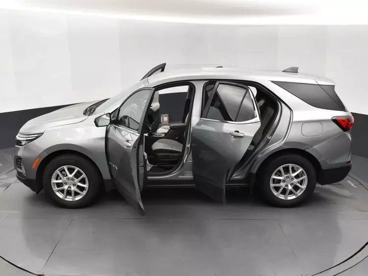 2023 Chevrolet Equinox LT Sport Utility 4D, available for sale in Irvington, New Jersey | NJ Used Cars Center. Irvington, New Jersey 2023 Chevrolet Equinox LT Sport Utility 4D, available for sale in Irvington, New Jersey | NJ Used Cars Center. Irvington, New Jersey