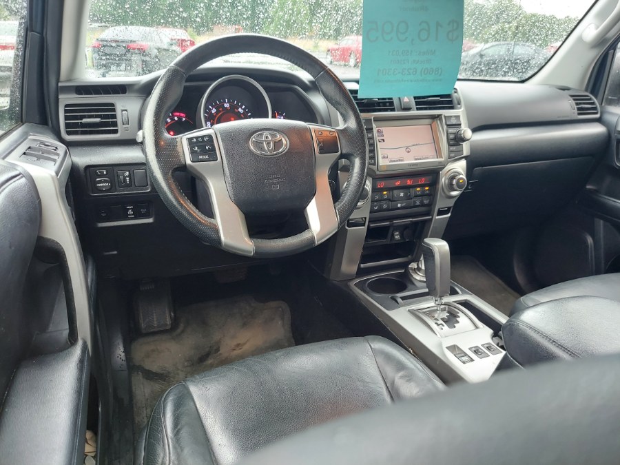 2013 Toyota 4Runner V6 Limited photo 2