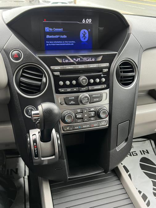 2014 Honda Pilot 4WD 4dr EX-L, available for sale in Westfield, Massachusetts | Auto Wings Cop. Westfield, Massachusetts 2014 Honda Pilot 4WD 4dr EX-L, available for sale in Westfield, Massachusetts | Auto Wings Cop. Westfield, Massachusetts
