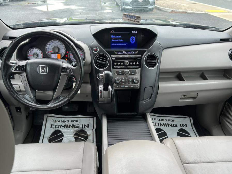 2014 Honda Pilot 4WD 4dr EX-L, available for sale in Westfield, Massachusetts | Auto Wings Cop. Westfield, Massachusetts 2014 Honda Pilot 4WD 4dr EX-L, available for sale in Westfield, Massachusetts | Auto Wings Cop. Westfield, Massachusetts