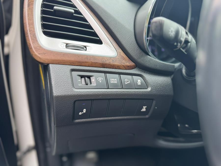 2019 Hyundai Santa Fe XL SE AWD, available for sale in Irvington, New Jersey | Elis Motors Corp. Irvington, New Jersey 2019 Hyundai Santa Fe XL SE AWD, available for sale in Irvington, New Jersey | Elis Motors Corp. Irvington, New Jersey