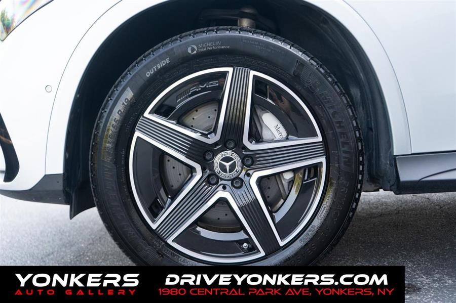 2024 Mercedes-benz Glc GLC 300, available for sale in Woodside, New York | Drive Central. Woodside, New York 2024 Mercedes-benz Glc GLC 300, available for sale in Woodside, New York | Drive Central. Woodside, New York