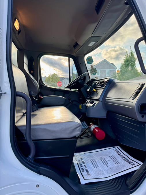 2021 Freightliner M2 106 26 FT MICKEY BOX MAXON LIFTGATE, available for sale in Paterson, New Jersey | Speedway Motors LLC. Paterson, New Jersey 2021 Freightliner M2 106 26 FT MICKEY BOX MAXON LIFTGATE, available for sale in Paterson, New Jersey | Speedway Motors LLC. Paterson, New Jersey