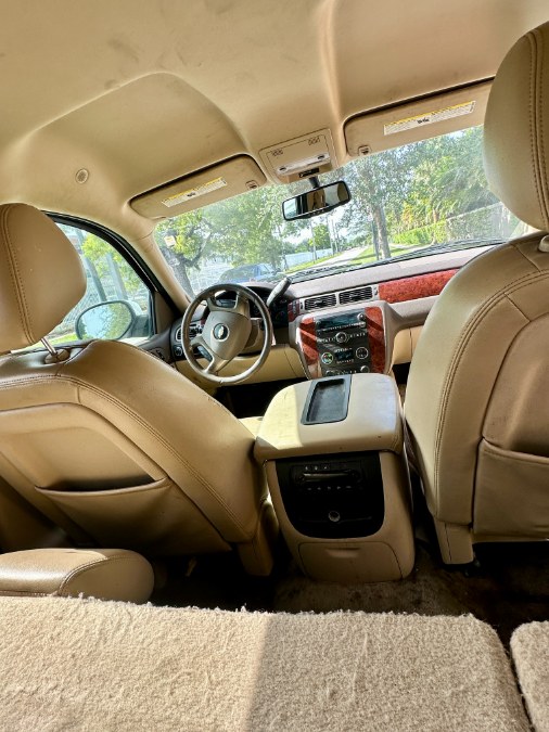 2014 Chevrolet Suburban 2WD 4dr LT, available for sale in Hollywood, Florida | Select Auto Hollywood. Hollywood, Florida 2014 Chevrolet Suburban 2WD 4dr LT, available for sale in Hollywood, Florida | Select Auto Hollywood. Hollywood, Florida