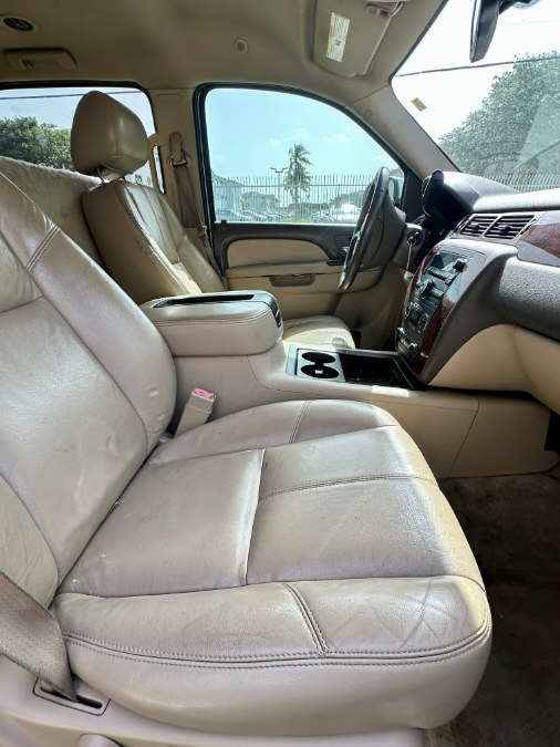 2014 Chevrolet Suburban 2WD 4dr LT, available for sale in Hollywood, Florida | Select Auto Hollywood. Hollywood, Florida 2014 Chevrolet Suburban 2WD 4dr LT, available for sale in Hollywood, Florida | Select Auto Hollywood. Hollywood, Florida