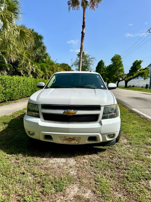 2014 Chevrolet Suburban 2WD 4dr LT, available for sale in Hollywood, Florida | Select Auto Hollywood. Hollywood, Florida 2014 Chevrolet Suburban 2WD 4dr LT, available for sale in Hollywood, Florida | Select Auto Hollywood. Hollywood, Florida