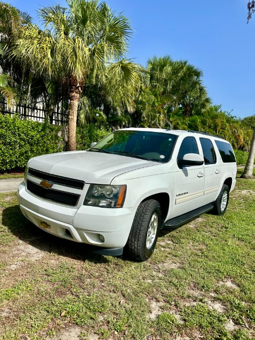 2014 Chevrolet Suburban 2WD 4dr LT, available for sale in Hollywood, Florida | Select Auto Hollywood. Hollywood, Florida 2014 Chevrolet Suburban 2WD 4dr LT, available for sale in Hollywood, Florida | Select Auto Hollywood. Hollywood, Florida