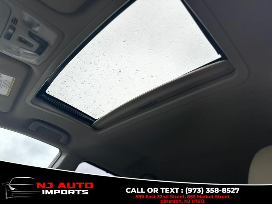 2017 Toyota Sienna XLE Premium FWD 8-Passenger (Natl), available for sale in Paterson, New Jersey | NJ Auto Imports. Paterson, New Jersey 2017 Toyota Sienna XLE Premium FWD 8-Passenger (Natl), available for sale in Paterson, New Jersey | NJ Auto Imports. Paterson, New Jersey