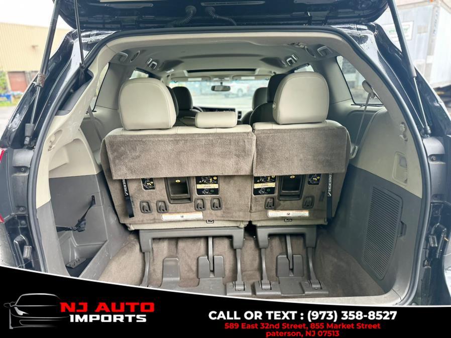 2017 Toyota Sienna XLE Premium FWD 8-Passenger (Natl), available for sale in Paterson, New Jersey | NJ Auto Imports. Paterson, New Jersey 2017 Toyota Sienna XLE Premium FWD 8-Passenger (Natl), available for sale in Paterson, New Jersey | NJ Auto Imports. Paterson, New Jersey
