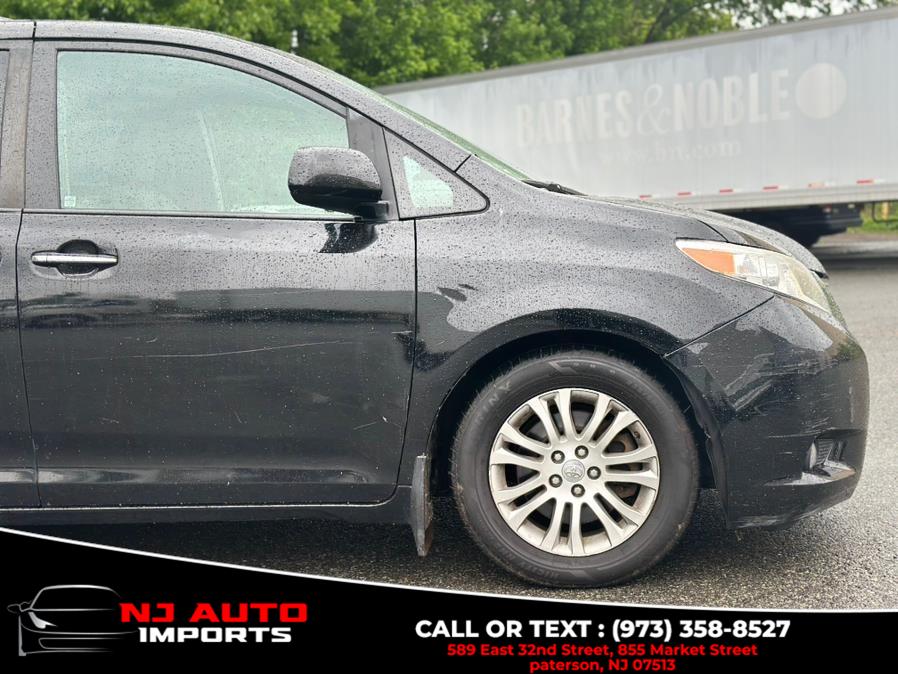 2017 Toyota Sienna XLE Premium FWD 8-Passenger (Natl), available for sale in Paterson, New Jersey | NJ Auto Imports. Paterson, New Jersey 2017 Toyota Sienna XLE Premium FWD 8-Passenger (Natl), available for sale in Paterson, New Jersey | NJ Auto Imports. Paterson, New Jersey
