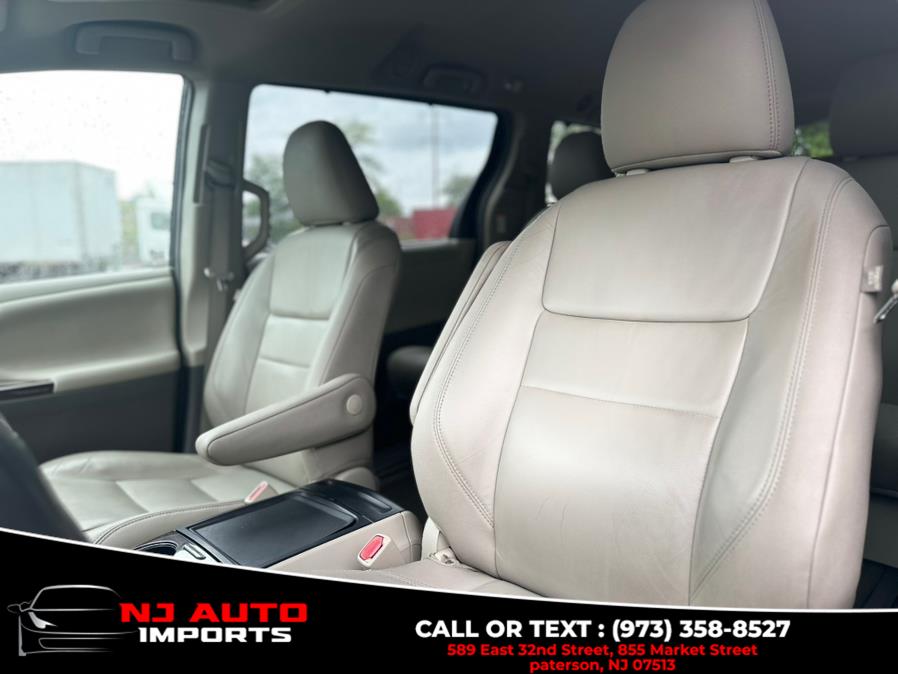 2017 Toyota Sienna XLE Premium FWD 8-Passenger (Natl), available for sale in Paterson, New Jersey | NJ Auto Imports. Paterson, New Jersey 2017 Toyota Sienna XLE Premium FWD 8-Passenger (Natl), available for sale in Paterson, New Jersey | NJ Auto Imports. Paterson, New Jersey