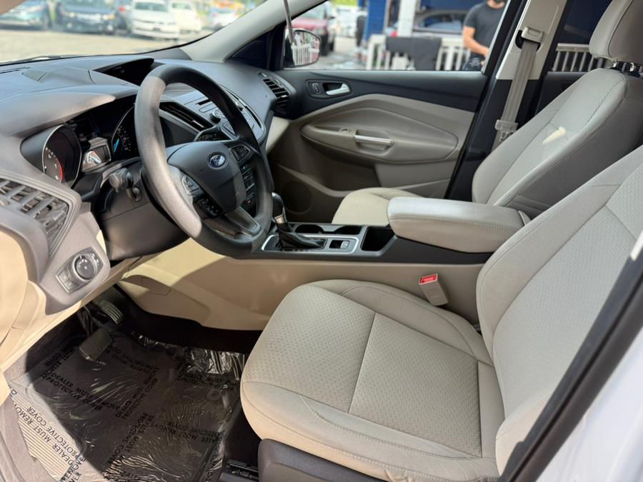 2017 Ford Escape SE 4WD, available for sale in Orlando, Florida | Mickeys Driver Mart. Orlando, Florida 2017 Ford Escape SE 4WD, available for sale in Orlando, Florida | Mickeys Driver Mart. Orlando, Florida