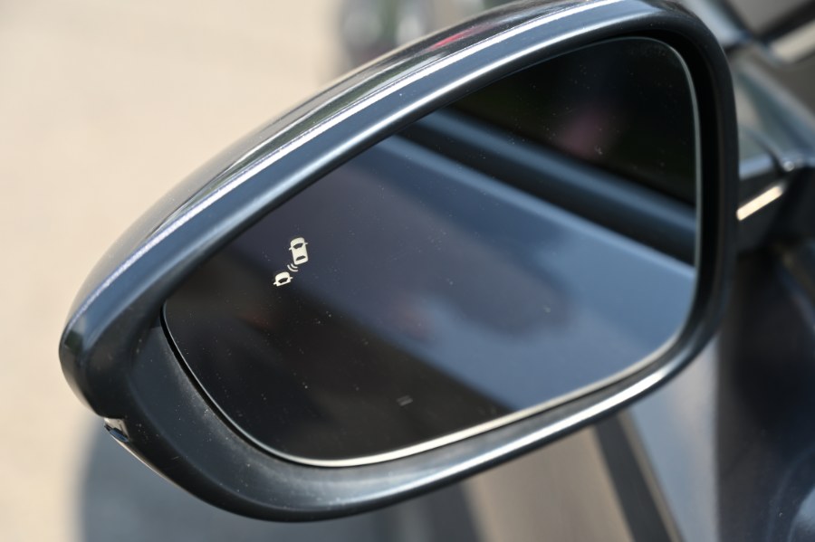 2019 Honda Accord Sedan EX-L 1.5T CVT, available for sale in Waterbury, Connecticut | Highline Car Connection. Waterbury, Connecticut 2019 Honda Accord Sedan EX-L 1.5T CVT, available for sale in Waterbury, Connecticut | Highline Car Connection. Waterbury, Connecticut