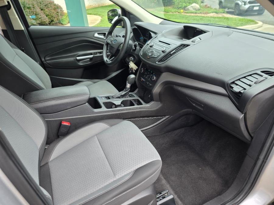 2017 Ford Escape SE FWD, available for sale in Philadelphia, Pennsylvania | Eugen's Auto Sales & Repairs. Philadelphia, Pennsylvania 2017 Ford Escape SE FWD, available for sale in Philadelphia, Pennsylvania | Eugen's Auto Sales & Repairs. Philadelphia, Pennsylvania
