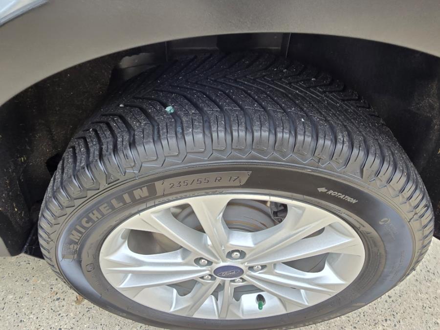 2017 Ford Escape SE FWD, available for sale in Philadelphia, Pennsylvania | Eugen's Auto Sales & Repairs. Philadelphia, Pennsylvania 2017 Ford Escape SE FWD, available for sale in Philadelphia, Pennsylvania | Eugen's Auto Sales & Repairs. Philadelphia, Pennsylvania