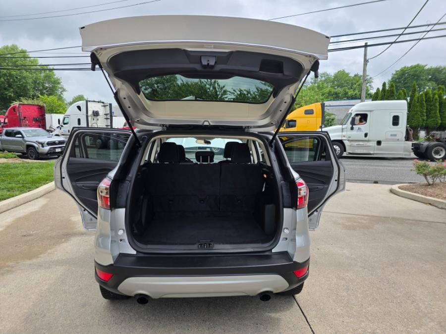 2017 Ford Escape SE FWD, available for sale in Philadelphia, Pennsylvania | Eugen's Auto Sales & Repairs. Philadelphia, Pennsylvania 2017 Ford Escape SE FWD, available for sale in Philadelphia, Pennsylvania | Eugen's Auto Sales & Repairs. Philadelphia, Pennsylvania