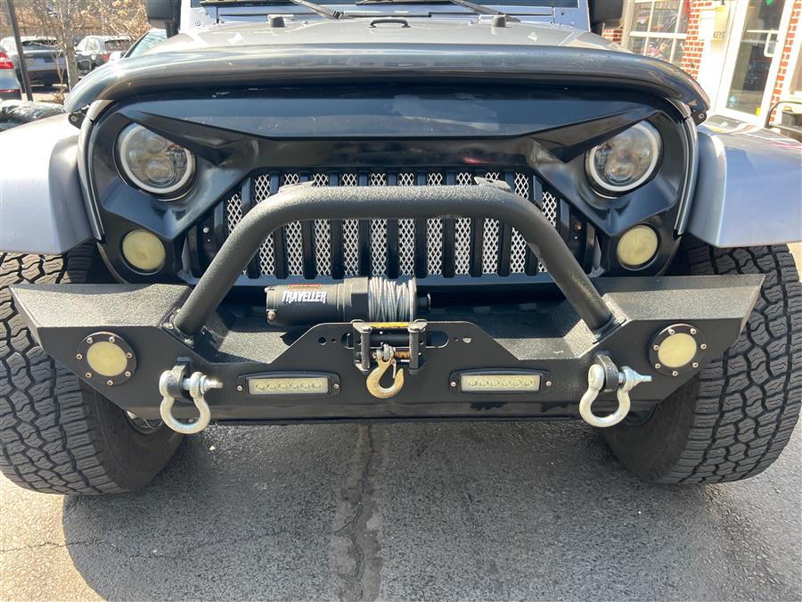 2013 Jeep Wrangler Unlimited 4WD 4dr Sahara, available for sale in Canton, Connecticut | Lava Motors. Canton, Connecticut 2013 Jeep Wrangler Unlimited 4WD 4dr Sahara, available for sale in Canton, Connecticut | Lava Motors. Canton, Connecticut