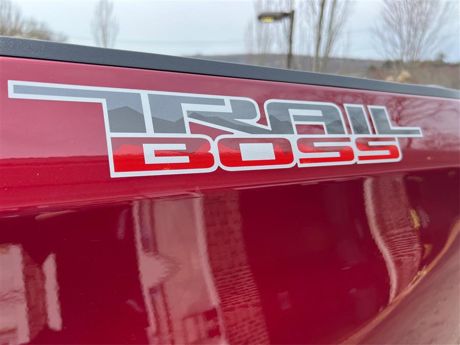2019 Chevrolet Silverado 1500 4WD Crew Cab 147" LT Trail Boss, available for sale in Canton, Connecticut | Lava Motors. Canton, Connecticut 2019 Chevrolet Silverado 1500 4WD Crew Cab 147" LT Trail Boss, available for sale in Canton, Connecticut | Lava Motors. Canton, Connecticut