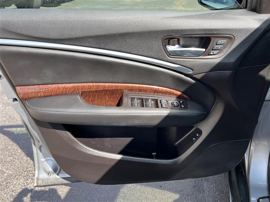 2018 Acura MDX SH-AWD w/Technology Pkg, available for sale in Canton, Connecticut | Lava Motors. Canton, Connecticut 2018 Acura MDX SH-AWD w/Technology Pkg, available for sale in Canton, Connecticut | Lava Motors. Canton, Connecticut