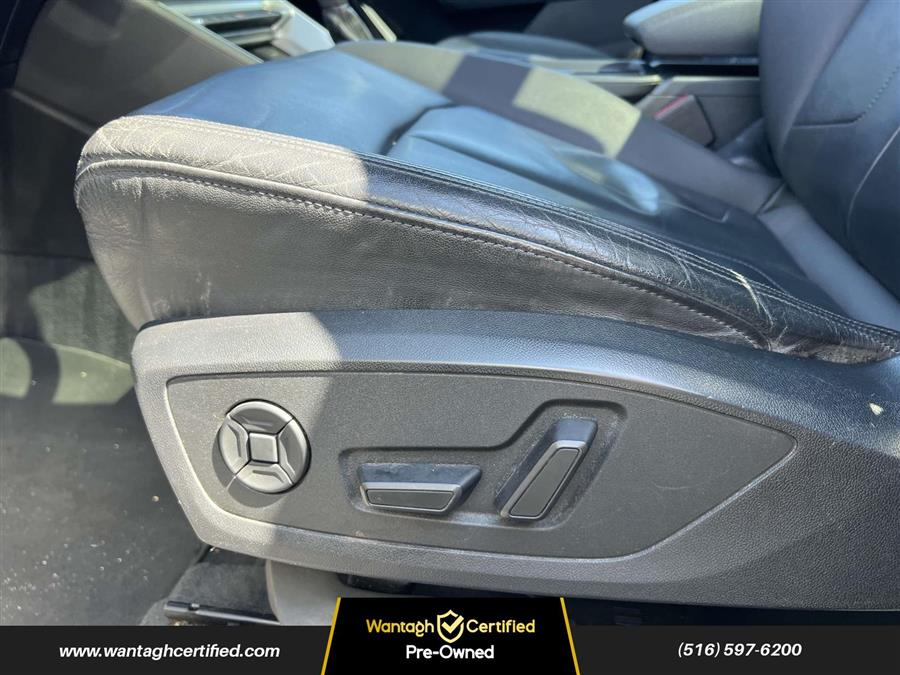 2020 Audi Q3 Premium 45 TFSI quattro, available for sale in Wantagh, New York | Wantagh Certified. Wantagh, New York 2020 Audi Q3 Premium 45 TFSI quattro, available for sale in Wantagh, New York | Wantagh Certified. Wantagh, New York