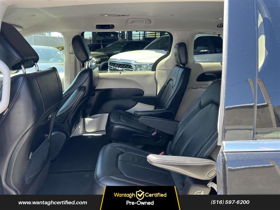 2022 Chrysler Pacifica Touring L FWD, available for sale in Wantagh, New York | Wantagh Certified. Wantagh, New York 2022 Chrysler Pacifica Touring L FWD, available for sale in Wantagh, New York | Wantagh Certified. Wantagh, New York