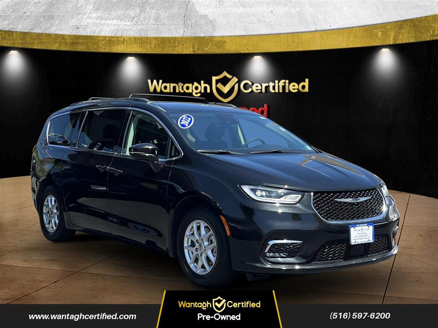 Used 2022 Chrysler Pacifica in Wantagh, New York | Wantagh Certified. Wantagh, New York