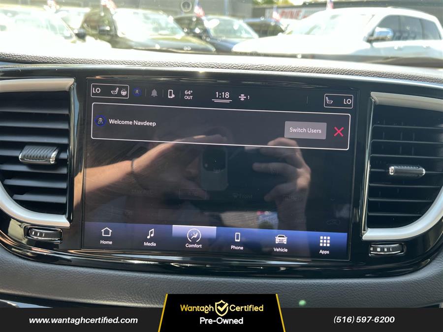 2022 Chrysler Pacifica Touring L FWD, available for sale in Wantagh, New York | Wantagh Certified. Wantagh, New York 2022 Chrysler Pacifica Touring L FWD, available for sale in Wantagh, New York | Wantagh Certified. Wantagh, New York