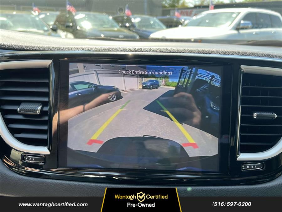 2022 Chrysler Pacifica Touring L FWD, available for sale in Wantagh, New York | Wantagh Certified. Wantagh, New York 2022 Chrysler Pacifica Touring L FWD, available for sale in Wantagh, New York | Wantagh Certified. Wantagh, New York