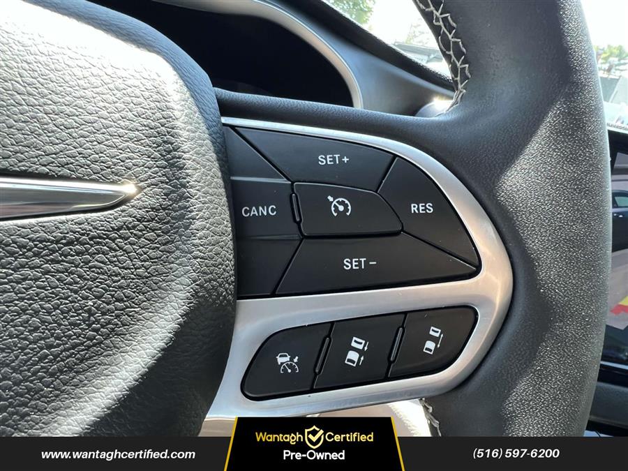 2022 Chrysler Pacifica Touring L FWD, available for sale in Wantagh, New York | Wantagh Certified. Wantagh, New York 2022 Chrysler Pacifica Touring L FWD, available for sale in Wantagh, New York | Wantagh Certified. Wantagh, New York
