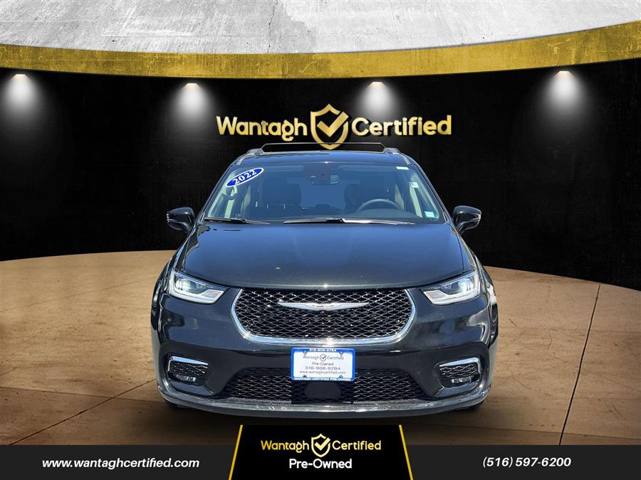2022 Chrysler Pacifica Touring L FWD, available for sale in Wantagh, New York | Wantagh Certified. Wantagh, New York 2022 Chrysler Pacifica Touring L FWD, available for sale in Wantagh, New York | Wantagh Certified. Wantagh, New York
