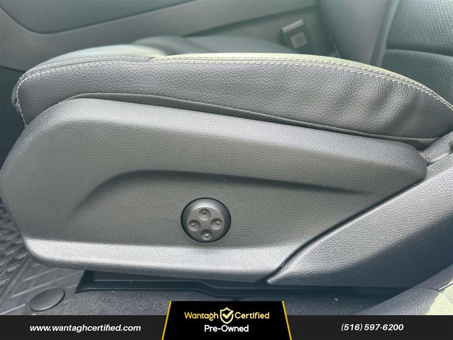 2022 Mercedes-benz Glc GLC 300 4MATIC SUV, available for sale in Wantagh, New York | Wantagh Certified. Wantagh, New York 2022 Mercedes-benz Glc GLC 300 4MATIC SUV, available for sale in Wantagh, New York | Wantagh Certified. Wantagh, New York