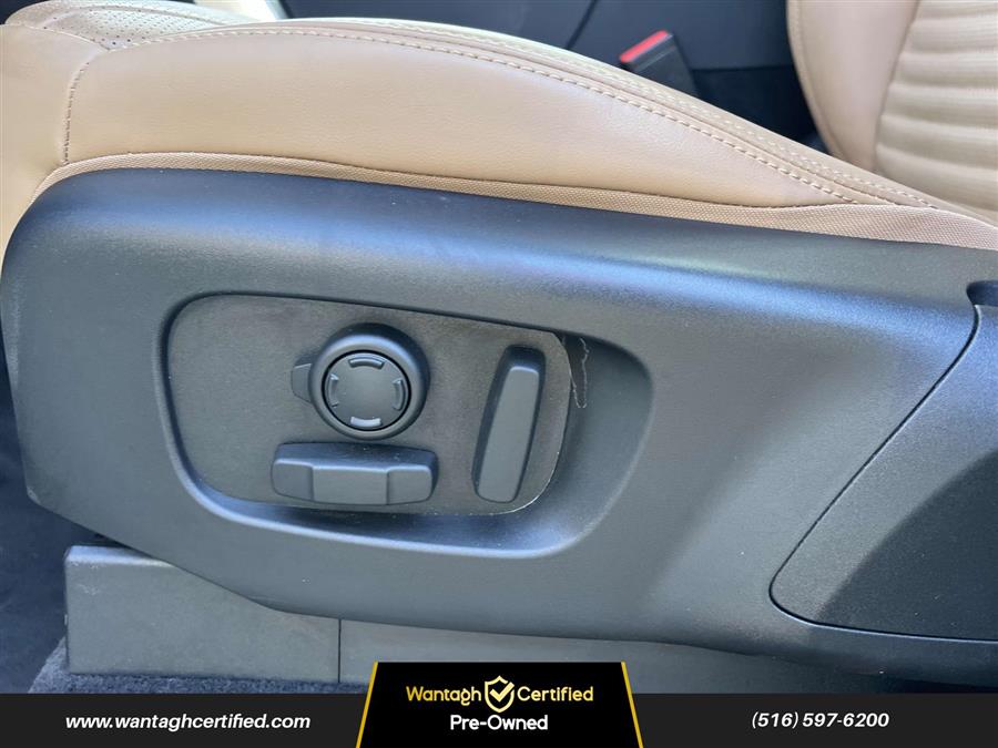 2023 Land Rover Discovery P360 HSE R-Dynamic, available for sale in Wantagh, New York | Wantagh Certified. Wantagh, New York 2023 Land Rover Discovery P360 HSE R-Dynamic, available for sale in Wantagh, New York | Wantagh Certified. Wantagh, New York