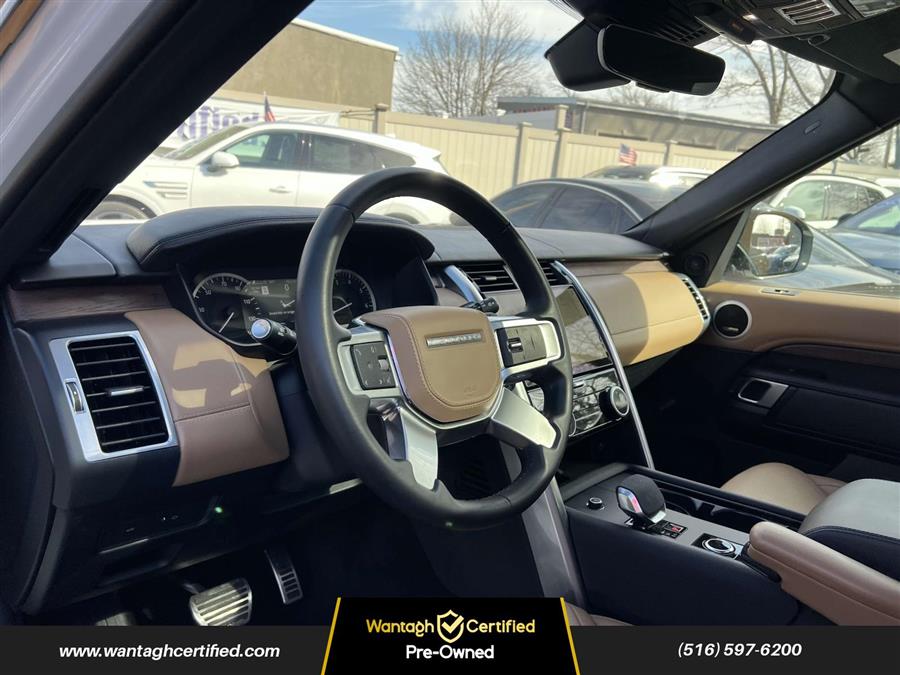 2023 Land Rover Discovery P360 HSE R-Dynamic, available for sale in Wantagh, New York | Wantagh Certified. Wantagh, New York 2023 Land Rover Discovery P360 HSE R-Dynamic, available for sale in Wantagh, New York | Wantagh Certified. Wantagh, New York
