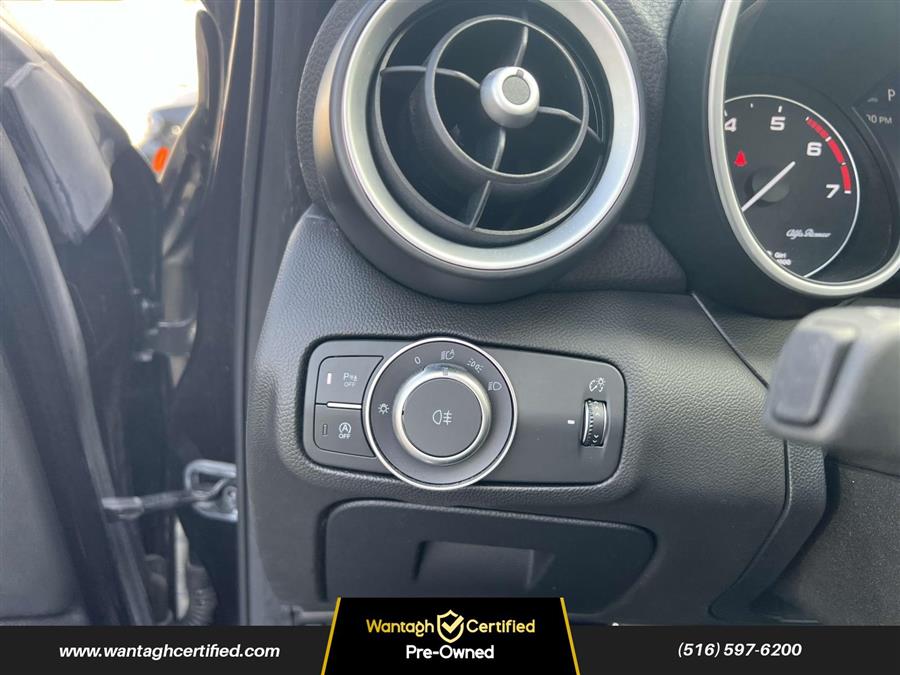 2022 Alfa Romeo Giulia Ti AWD, available for sale in Wantagh, New York | Wantagh Certified. Wantagh, New York 2022 Alfa Romeo Giulia Ti AWD, available for sale in Wantagh, New York | Wantagh Certified. Wantagh, New York