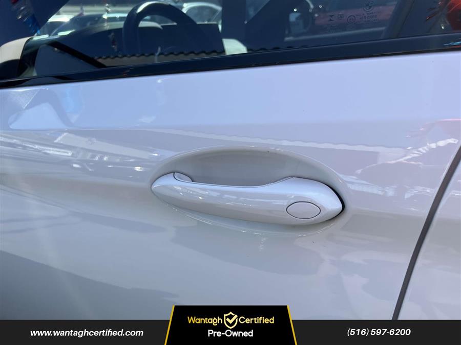 2022 BMW 5 Series 530i xDrive Sedan, available for sale in Wantagh, New York | Wantagh Certified. Wantagh, New York 2022 BMW 5 Series 530i xDrive Sedan, available for sale in Wantagh, New York | Wantagh Certified. Wantagh, New York